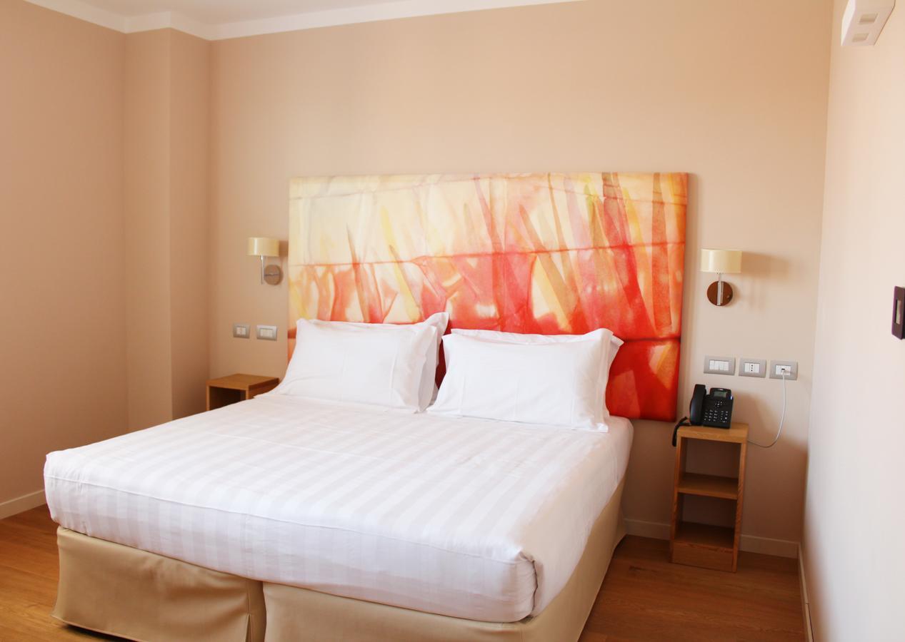 Hotel Dolcedorme Garni Parma Exterior foto